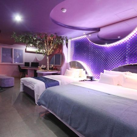 Hotel June Haeundae Busan Exteriör bild