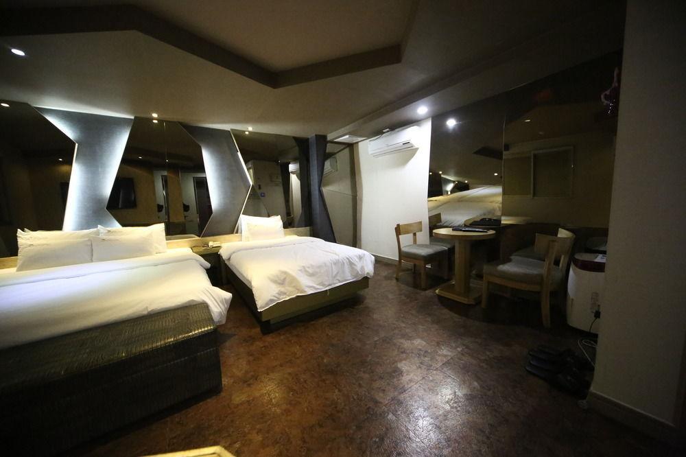 Hotel June Haeundae Busan Exteriör bild
